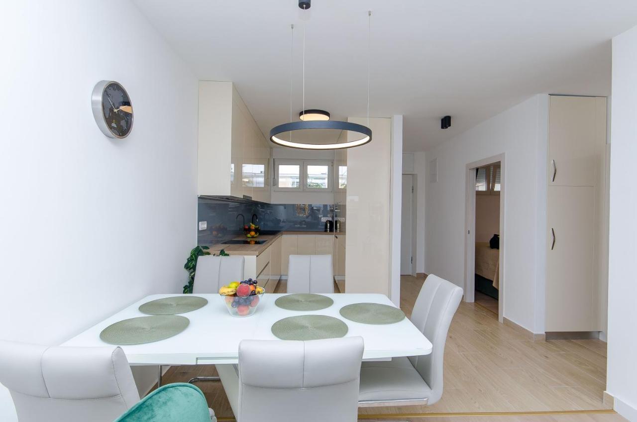 Modern Living Apartment Airy スプリト エクステリア 写真