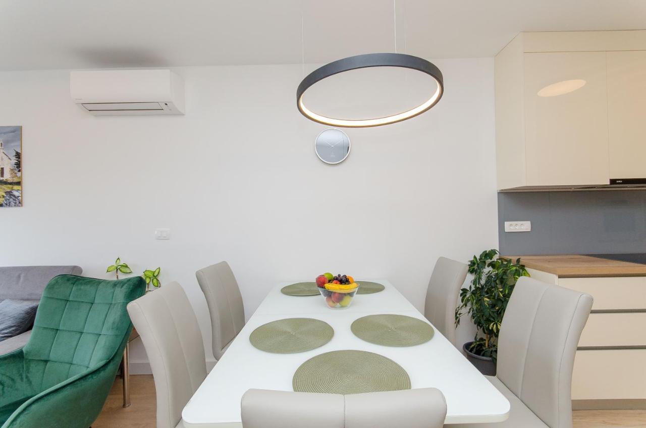 Modern Living Apartment Airy スプリト エクステリア 写真